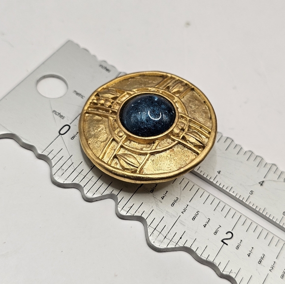 80's Circle Brutalist Earrings Clip-On Gold Tone Teal Center Stud Metal Vintage - Picture 7 of 8